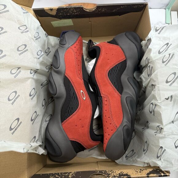 Men’s size 10.5-OAKLEY BRAIN DEAD FACTORY TEAM FLESH SANDAL BRAND NEW LAVA RED - Picture 7 of 9